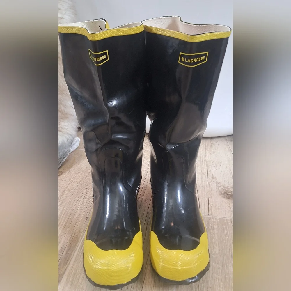 NWT Lacrosse Economy 16bin Steel Toe Black and Yellow Men's Work Boots Sz. 12